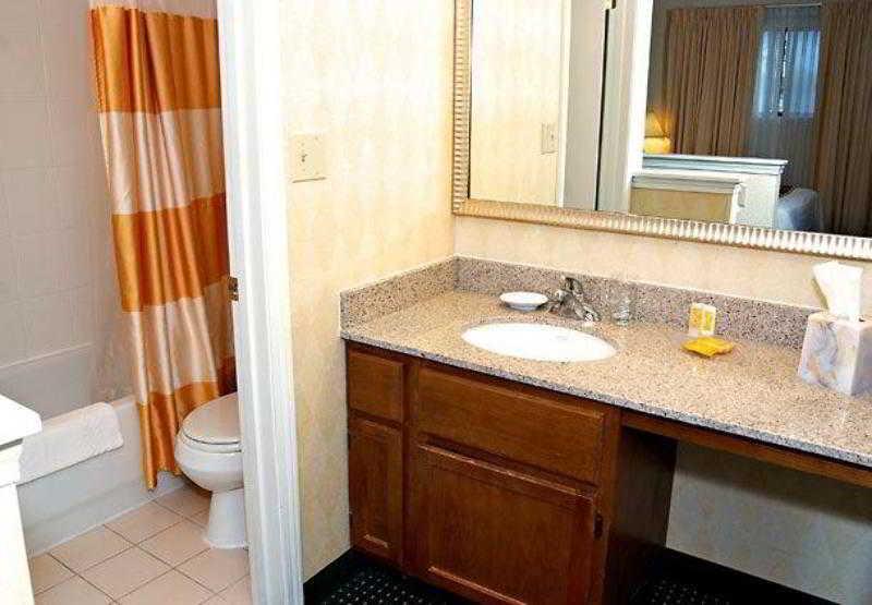 Sonesta Es Providence - Airport 3*