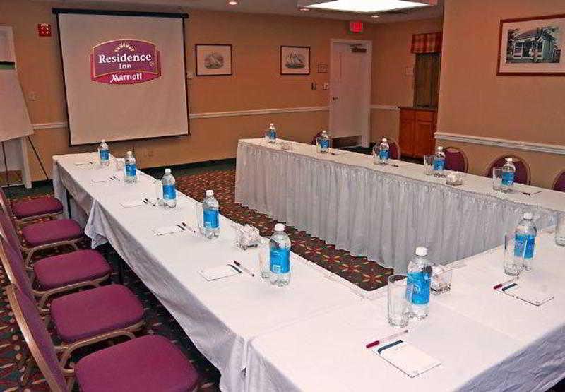 Hotel Sonesta Es Providence - Airport 3*