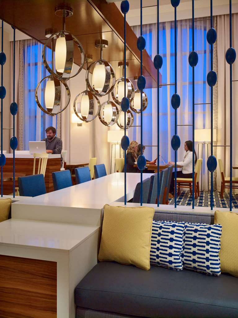 Hotel Sonesta Es Providence - Airport 3*
